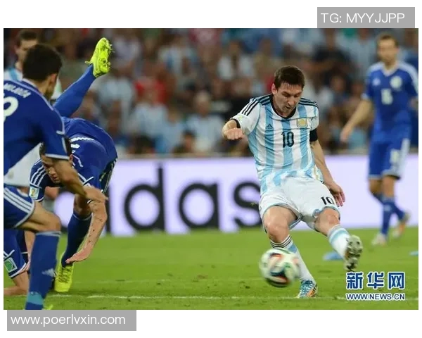 足球明星进球瞬间集锦欢呼视频尽享激情与荣耀的时刻