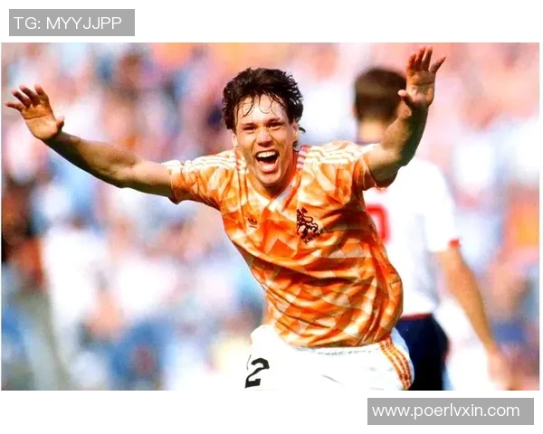 99号球衣背后的传奇故事与足球明星的辉煌成就解析 99号球衣背后的传奇故事与足球明星的辉煌成就解析